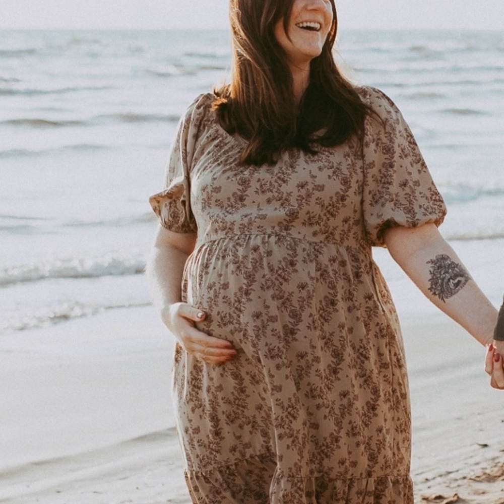 Wishlist Beige Floral Bump Friendly Maxi Dress